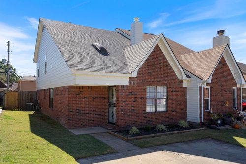 6745 Ross Ridge Dr, Memphis, TN, 38141-7358 | Card Image