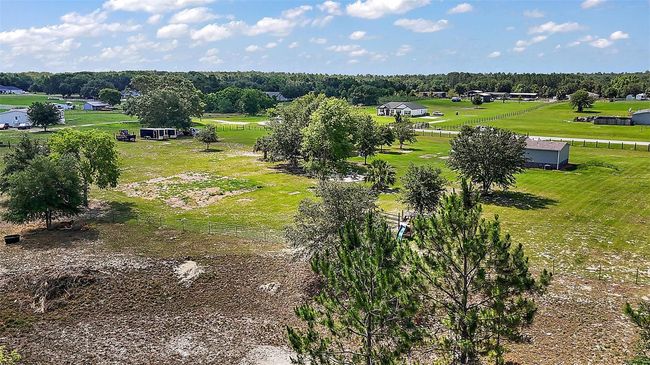 8507 Strawberry Fields Ct, House other with 4 bedrooms, 2 bathrooms and null parking in HOWEY IN THE HILLS FL | Image 10