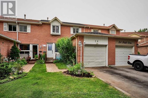 26 Field Crescent, Ajax (Central East), ON, L1Z1A8 | Card Image