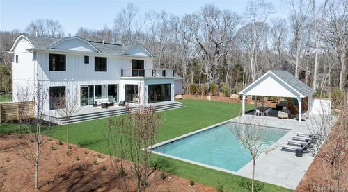 4 Dogwood Dr, East Hampton, NY, 11937-1412 | Card Image