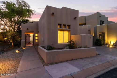 31-6711 E Camelback Rd, Scottsdale, AZ, 85251-2062 | Card Image
