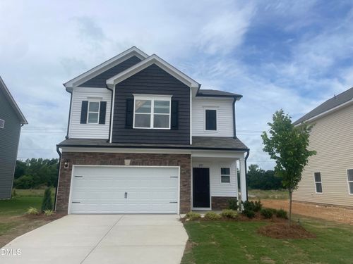 221 Courtside Dr, Dunn, NC, 28334-1519 | Card Image