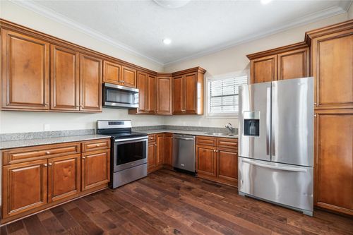 1808 Fletcher St, Houston, TX, 77009-8302 | Card Image
