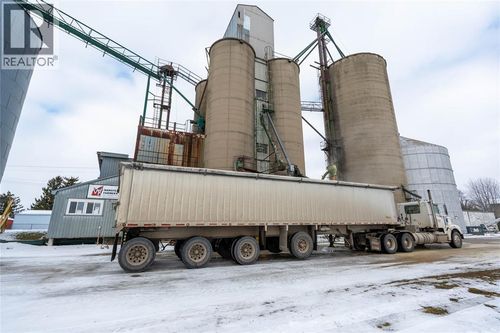 6517 James Street, Brooke Alvinston, ON, N0N1K0 | Card Image