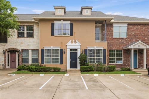 326 Forest Dr, College Station, TX, 77840-2082 | Card Image