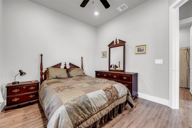 100 S Thomas Cv, House other with 4 bedrooms, 3 bathrooms and null parking in Burnet TX | Image 16
