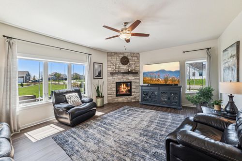 10875 Tartan Ct, Mequon, WI, 53097-3701 | Card Image