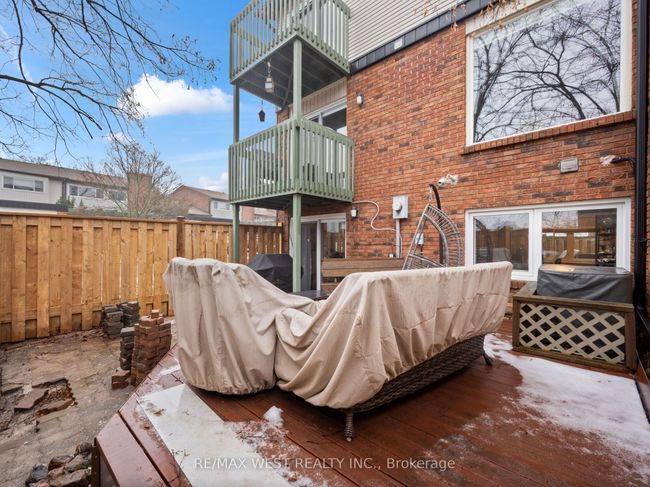 8 - 1564 Kerns Rd, Condo with 4 bedrooms, 2 bathrooms and 2 parking in Burlington ON | Image 38