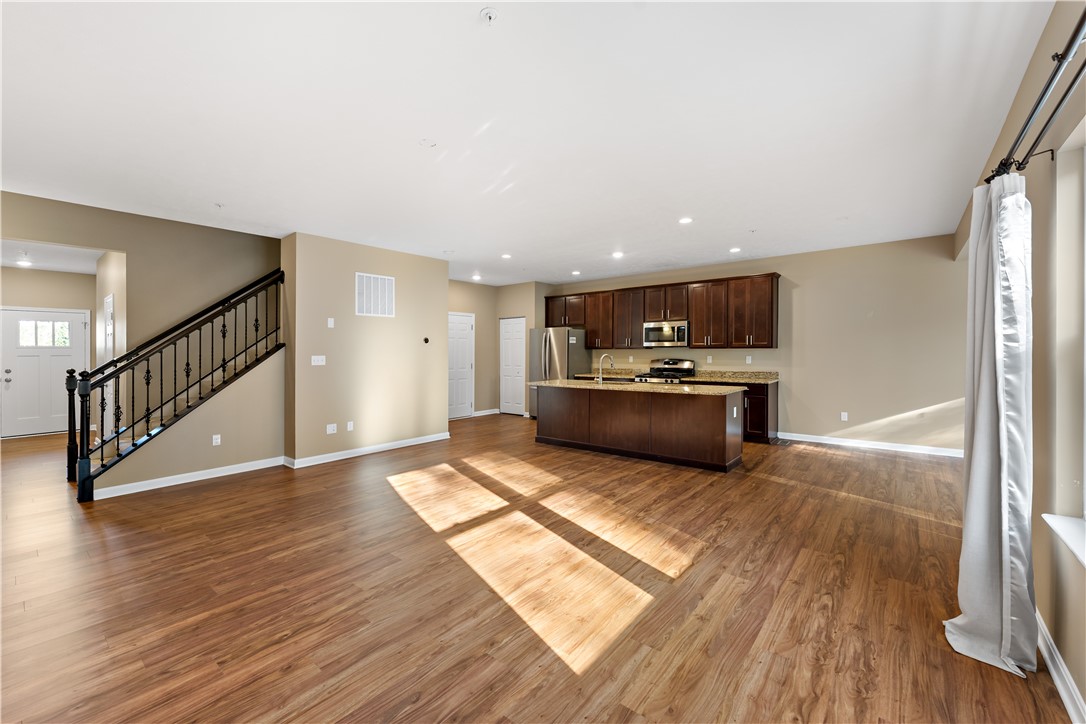 Residential Lease in Moon/Crescent Twp 4
