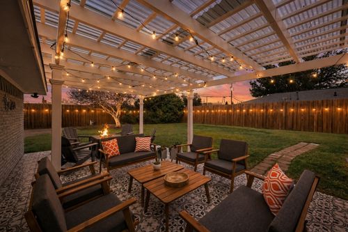 10040 Spokane Cir, Dallas, TX, 75229-5926 | Card Image