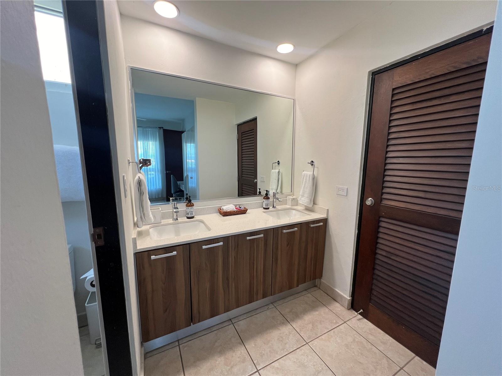 Residential for sale in HUMACAO, 200 OCEAN DRIVE, 1140 m²