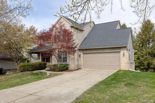 28835 Hearthstone Dr, Novi, MI, 48377-2722 | Card Image