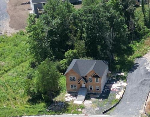 39 S Field Fls, Monroe, NY, 10950-7105 | Card Image