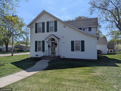 532 Main St S, Sauk Centre, MN, 56378-1511 | Card Image