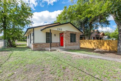 246 F St, House other with 2 bedrooms, 1 bathrooms and null parking in San Antonio TX | Image 1