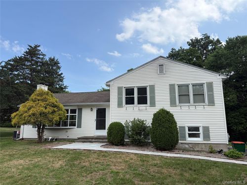 36 Greenvale Farms Road, Poughkeepsie, NY, 12603 | Card Image