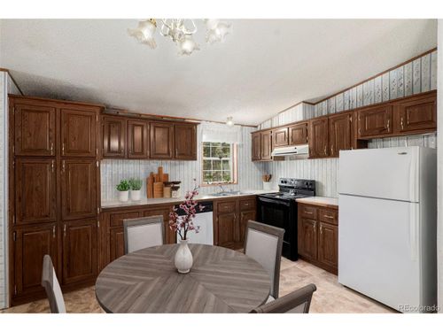 43 Bison Cir, Florissant, CO, 80816 | Card Image