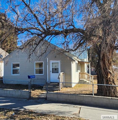 204 E Grand Ave, Arco, ID, 83213 | Card Image