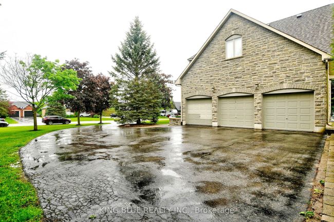 1630 Acorn Lane, House other with 6 bedrooms, 4 bathrooms and 8 parking in Pickering ON | Image 4