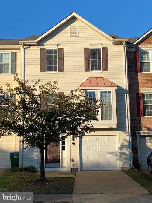 6302 Meadow Glade Ln, CENTREVILLE, VA, 20121-5614 | Card Image
