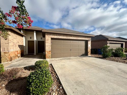 174 Joanne Cv, New Braunfels, TX, 78130-5071 | Card Image