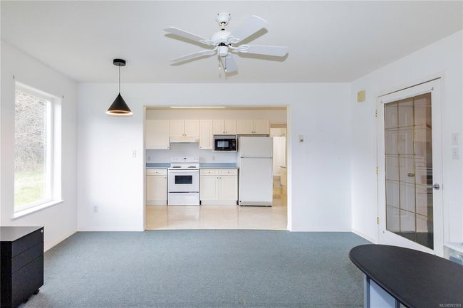 Kitchen (suite) | Image 35