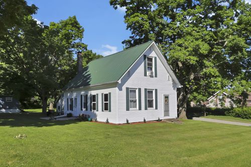 110 S Walnut St, Lithopolis, OH, 43136 | Card Image