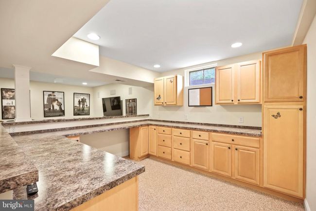 18 Navesink Dr, House other with 4 bedrooms, 3 bathrooms and null parking in Pennington NJ | Image 37
