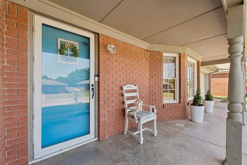 2429 Huntleigh Dr, Oklahoma City, OK, 73120-3629 | Card Image