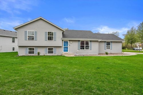 164 E Fairfield Drive, Oak Creek, WI, 53154 | Card Image