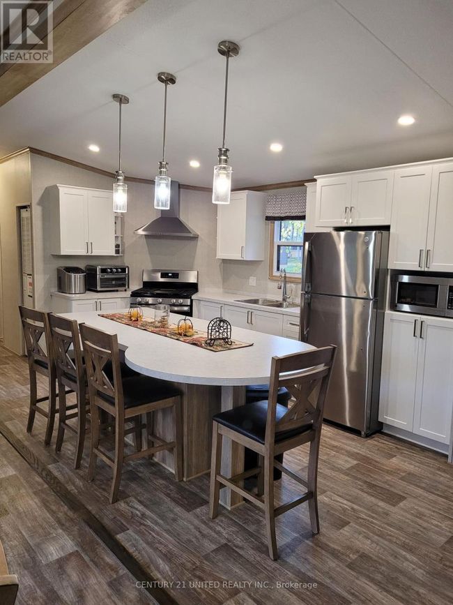 1235 Villiers Line, House other with 3 bedrooms, 2 bathrooms and 2 parking in Otonabee South Monaghan ON | Image 4