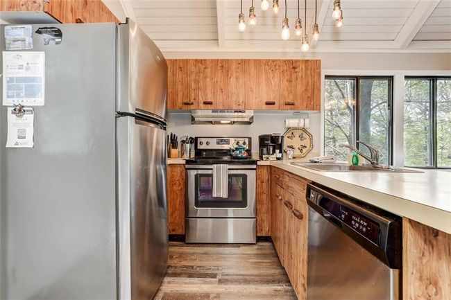 125 Wolfscratch Dr, House other with 3 bedrooms, 2 bathrooms and 2 parking in Big Canoe GA | Image 10