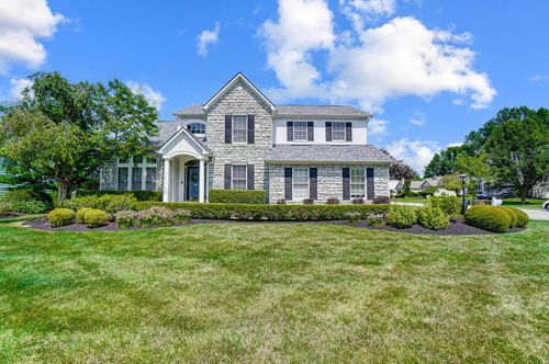 6144 Congressional Dr, Westerville, OH, 43082-8880 | Card Image