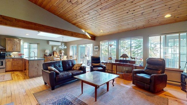 7301 Redrooffs Road, House other with 3 bedrooms, 2 bathrooms and 6 parking in Sechelt BC | Image 6