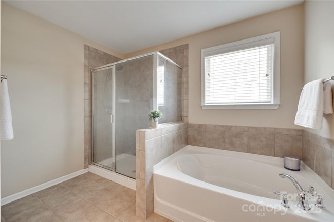 985 Angelica Ln, House other with 4 bedrooms, 3 bathrooms and null parking in Tega Cay SC | Image 33