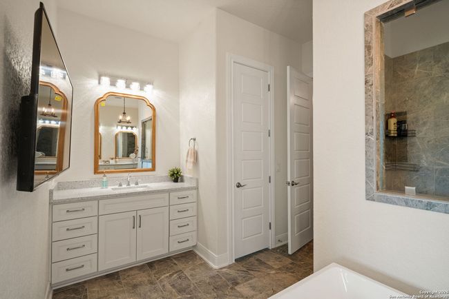 117 Sabella, House other with 4 bedrooms, 4 bathrooms and null parking in Spring Branch TX | Image 18