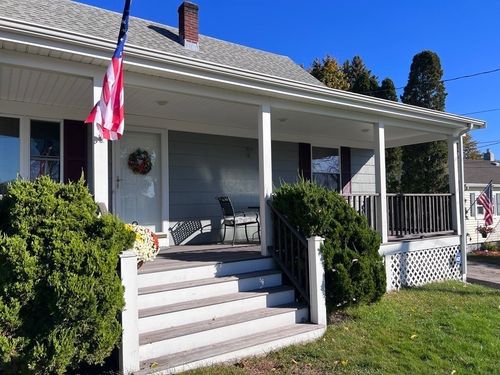 30 Gray St, Somerset, MA, 02726-5027 | Card Image