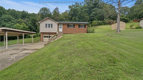 122 Kens Lake Estates Rd, Winfield, WV, 25213-7686 | Card Image