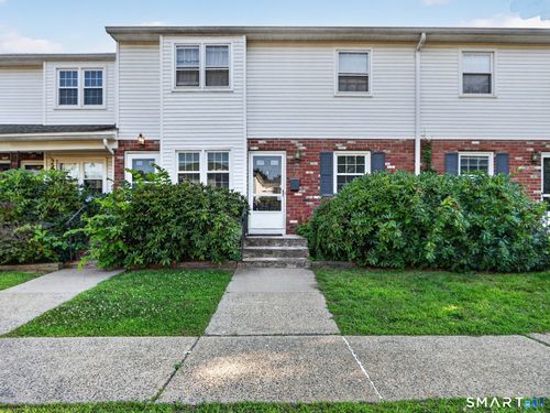 b10-10 Bradley Cir, Enfield, CT, 06082-3824 | Card Image