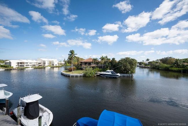 APT-16 - 3901 Saint Lucie Blvd, Condo with 2 bedrooms, 3 bathrooms and 1 parking in Stuart FL | Image 49