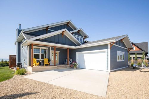 705 Bridgeview Road, Rural Ponoka County, AB, T0C2J0 | Card Image