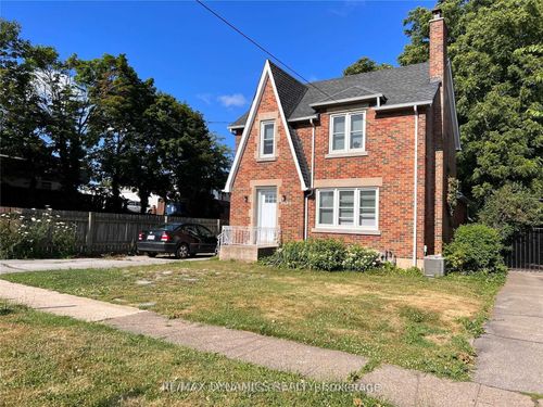 5825 Depew Ave, Niagara Falls, ON, L2G5M2 | Card Image