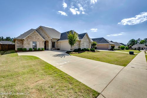 1006 Kensington Dr, Flowood, MS, 39232-1005 | Card Image