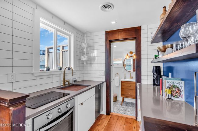 188 Central Ave, House other with 2 bedrooms, 1 bathrooms and null parking in Seaside Park NJ | Image 8
