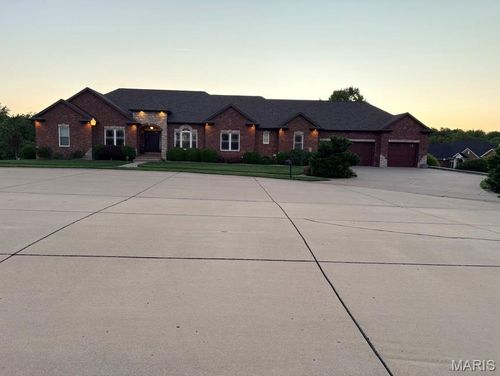 1 Brimley Ct, Glen Carbon, IL, 62034-1593 | Card Image