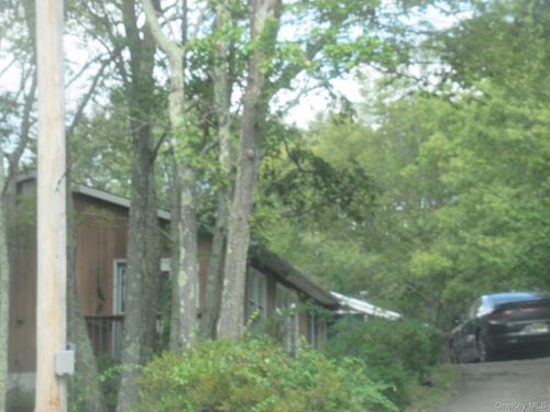 64 Hillside View Rd, Mahopac, NY, 10541-2521 | Card Image