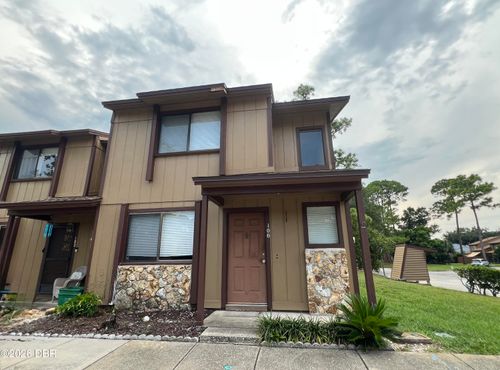 100 E Baywood Sq, DAYTONA BEACH, FL, 32119-1469 | Card Image