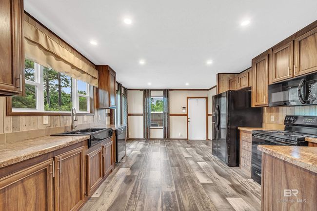 Kitchen | Image 6
