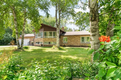 97 Dorena Cres, Sauble Beach, ON, N0H2G0 | Card Image