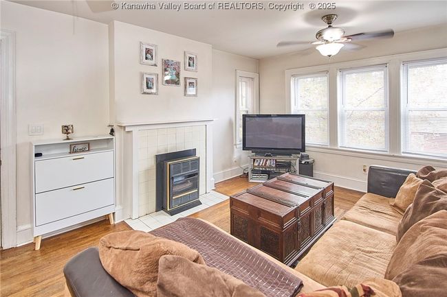 APT-231 - 1313 Lee St E, Condo with 2 bedrooms, 2 bathrooms and null parking in Charleston WV | Image 6
